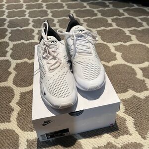 Air Max 270 Nike running shoes - 8 men size or 9.5 women